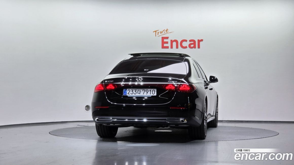 Mercedes-Benz E-Class E450 4MATIC, 2025