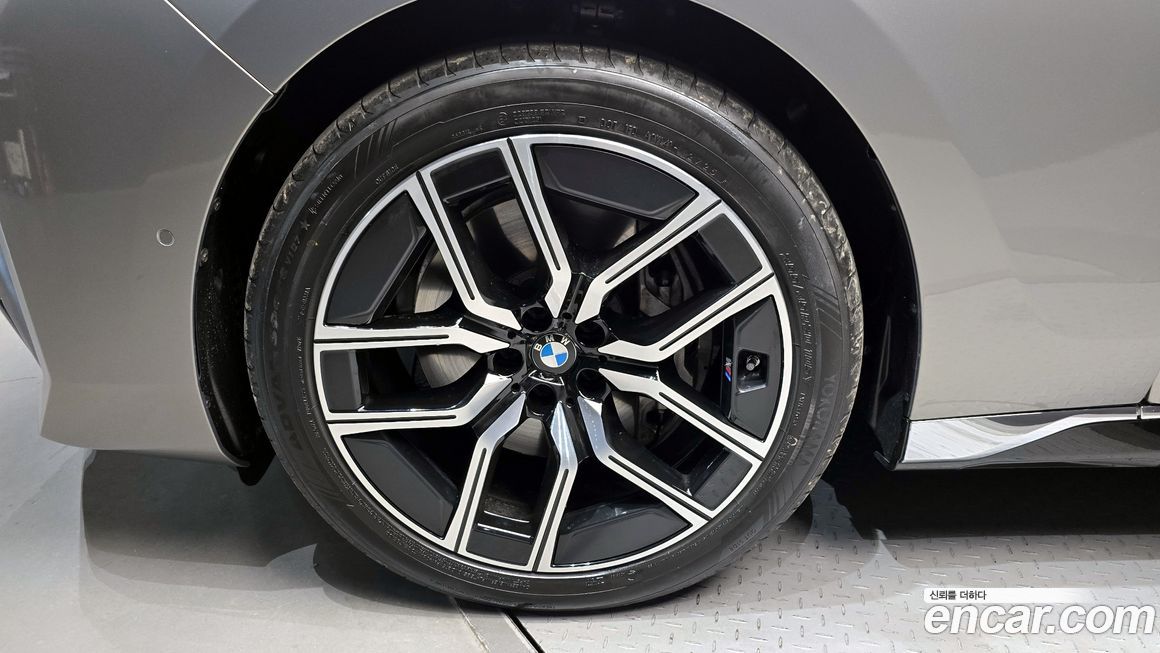 BMW 7-Series 740i xDrive M Sport Limited, 2024