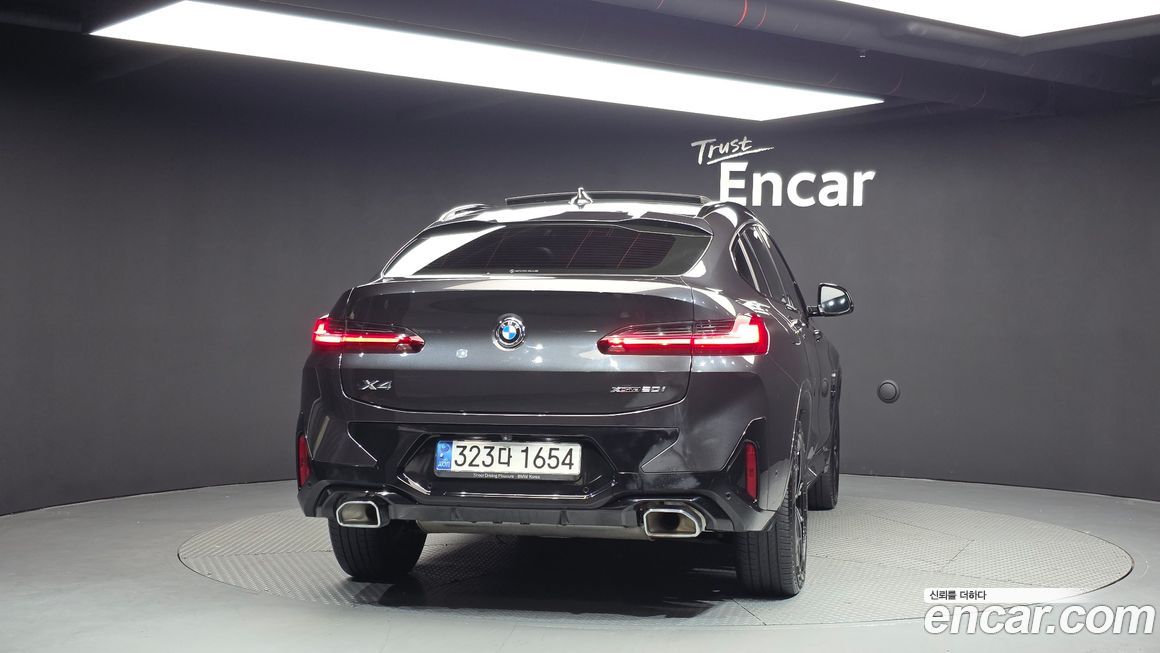 BMW X4 xDrive20i M Sport, 2022