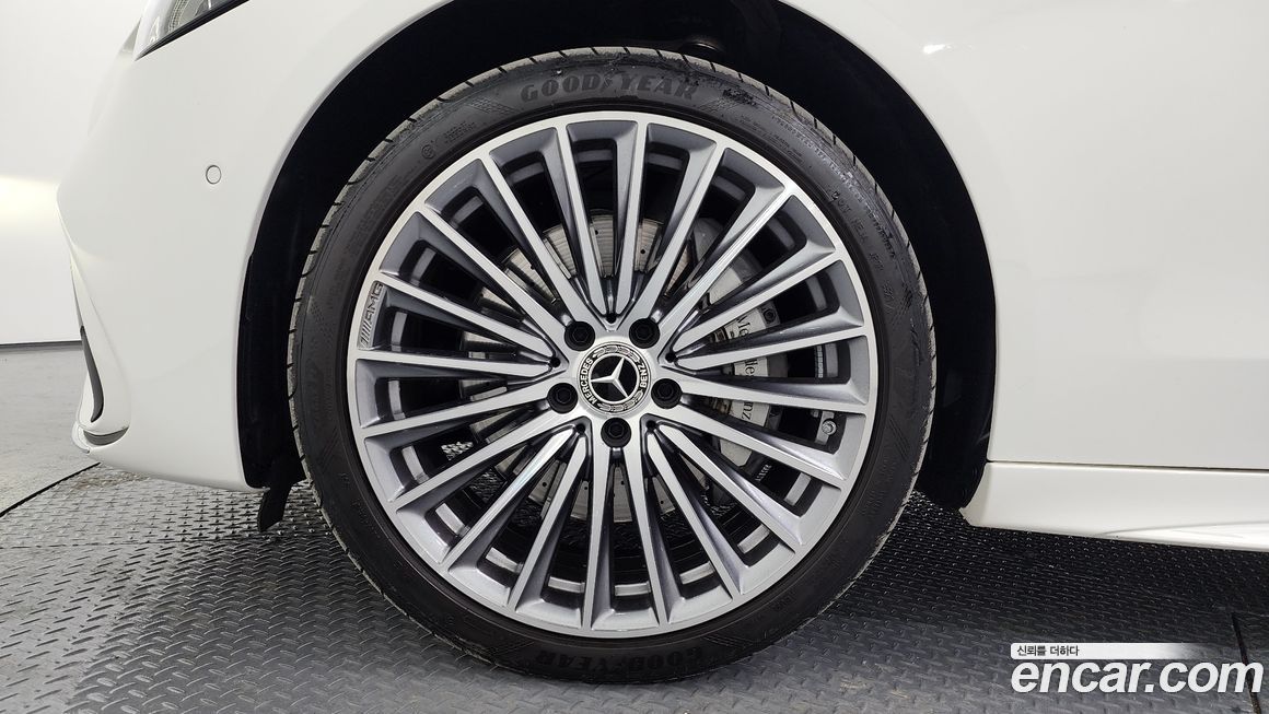 Mercedes-Benz C-Class C300 AMG Line, 2022