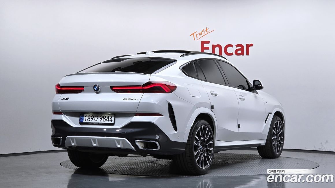 BMW X6 xDrive40i M Sport, 2024
