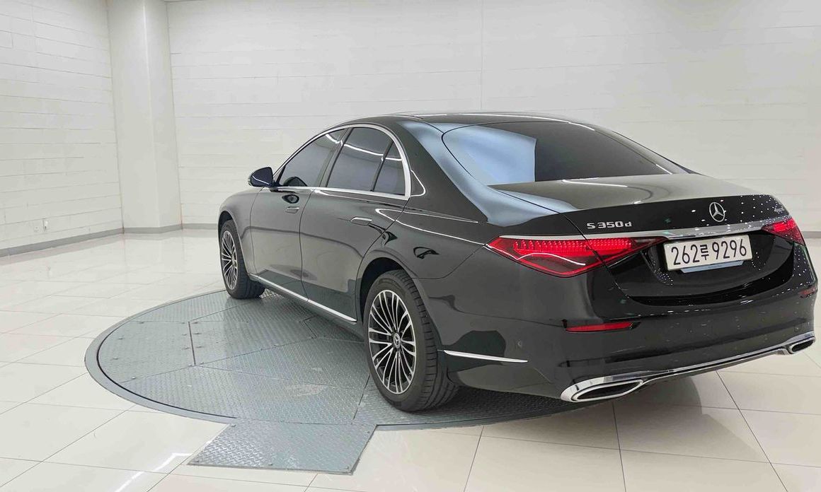 Mercedes-Benz S-Class S350 d 4MATIC, 2025