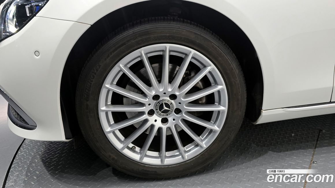 Mercedes-Benz E-Class E250 Exclusive, 2023