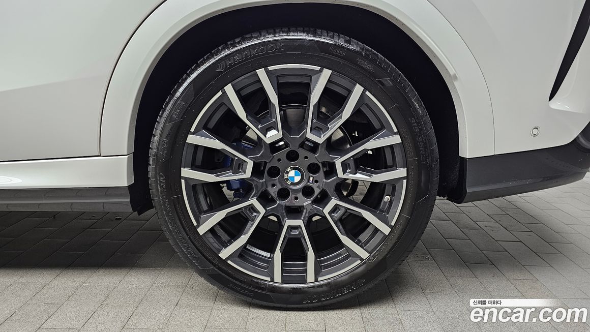 BMW X6 xDrive40i M Sport, 2024