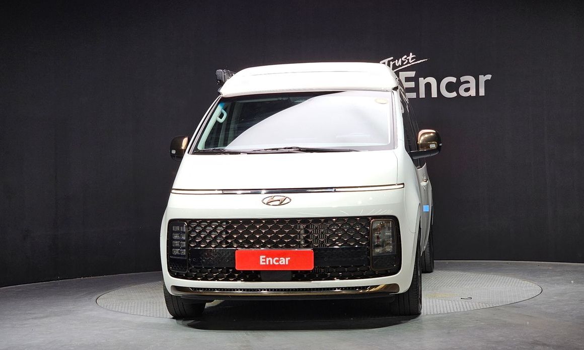 Hyundai Staria 2WD Camping Car, 2024