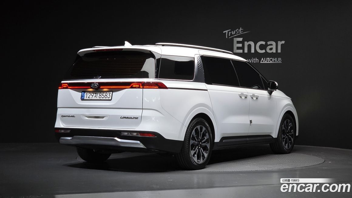 Kia Carnival 7-Seater Signature, 2021