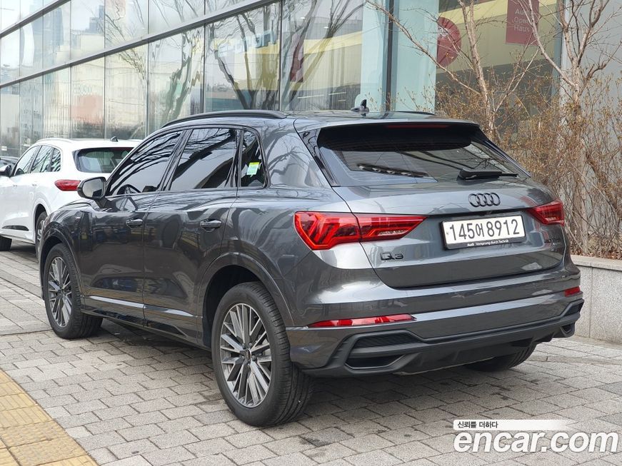 Audi Q3 40 TFSI Quattro Premium, 2025