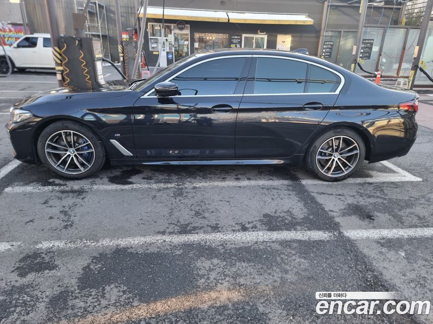 BMW 5-Series 523d M Sport, 2022
