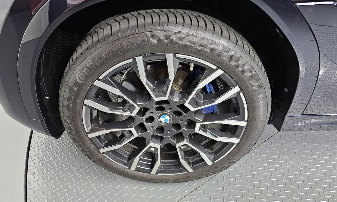 BMW X6 xDrive40i M Sport, 2025