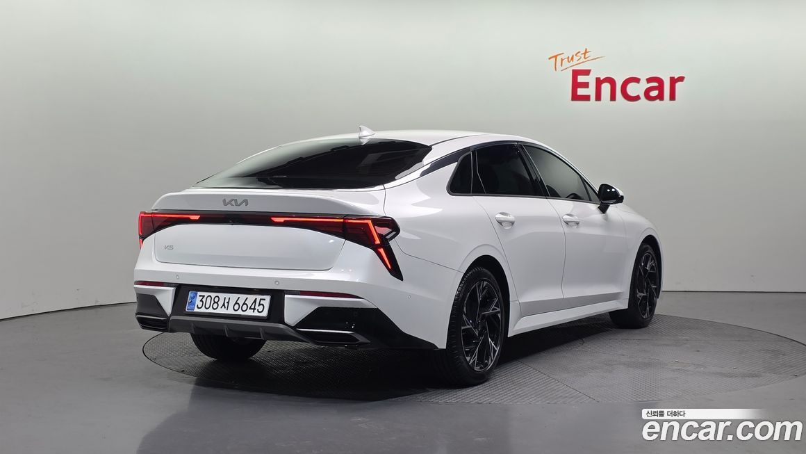 Kia K5 2.0, 2024
