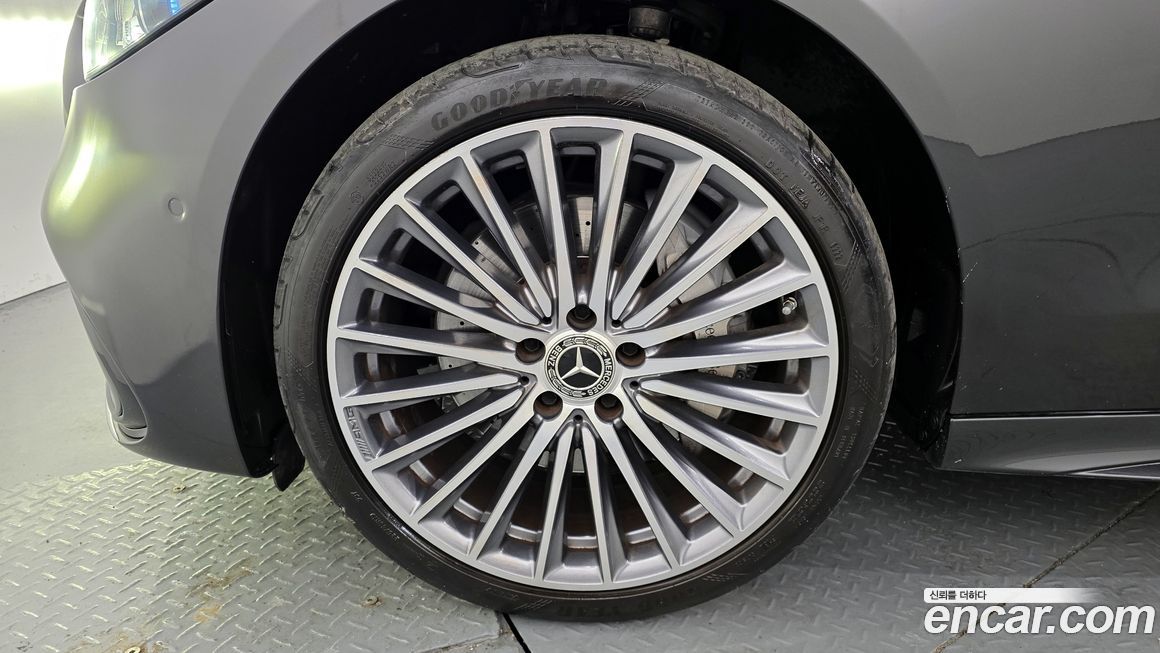 Mercedes-Benz C-Class C300 AMG Line, 2022