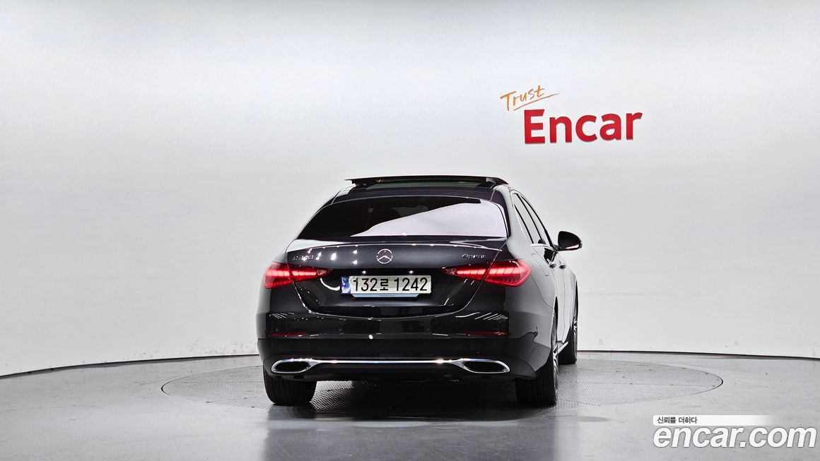 Mercedes-Benz C-Class C300 4MATIC Avantgarde, 2024
