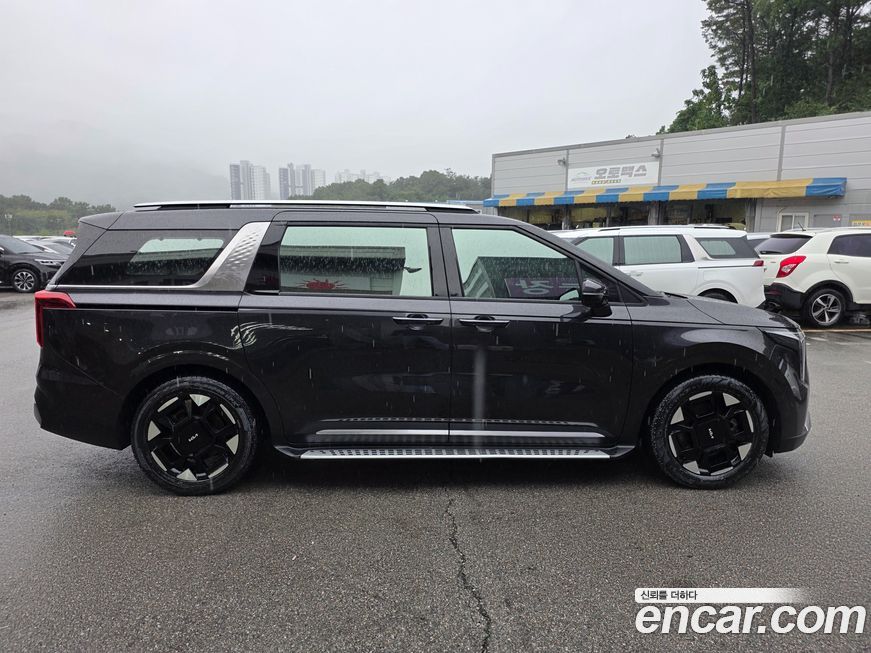 Kia Carnival 9-Seater Signature, 2025