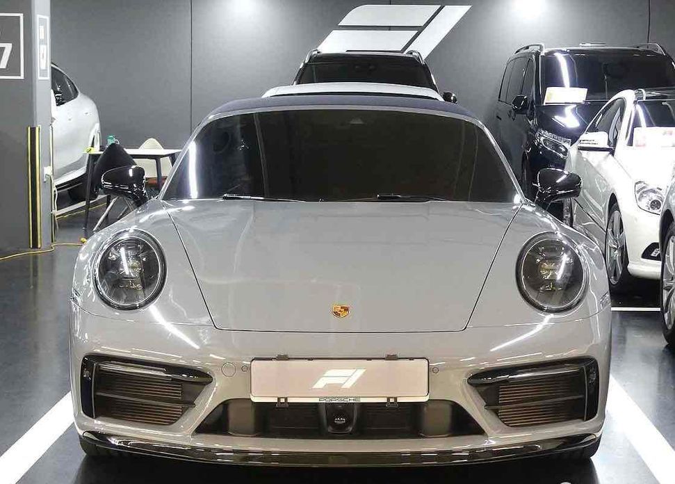 Porsche 911 Targa 4 GTS, 2024