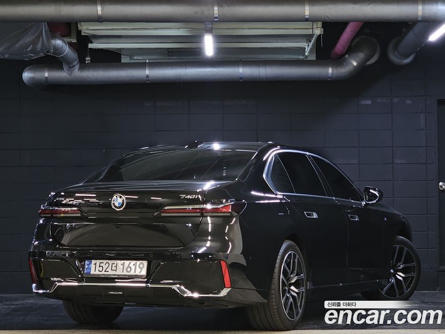BMW 7-Series 740i xDrive M Sport, 2024