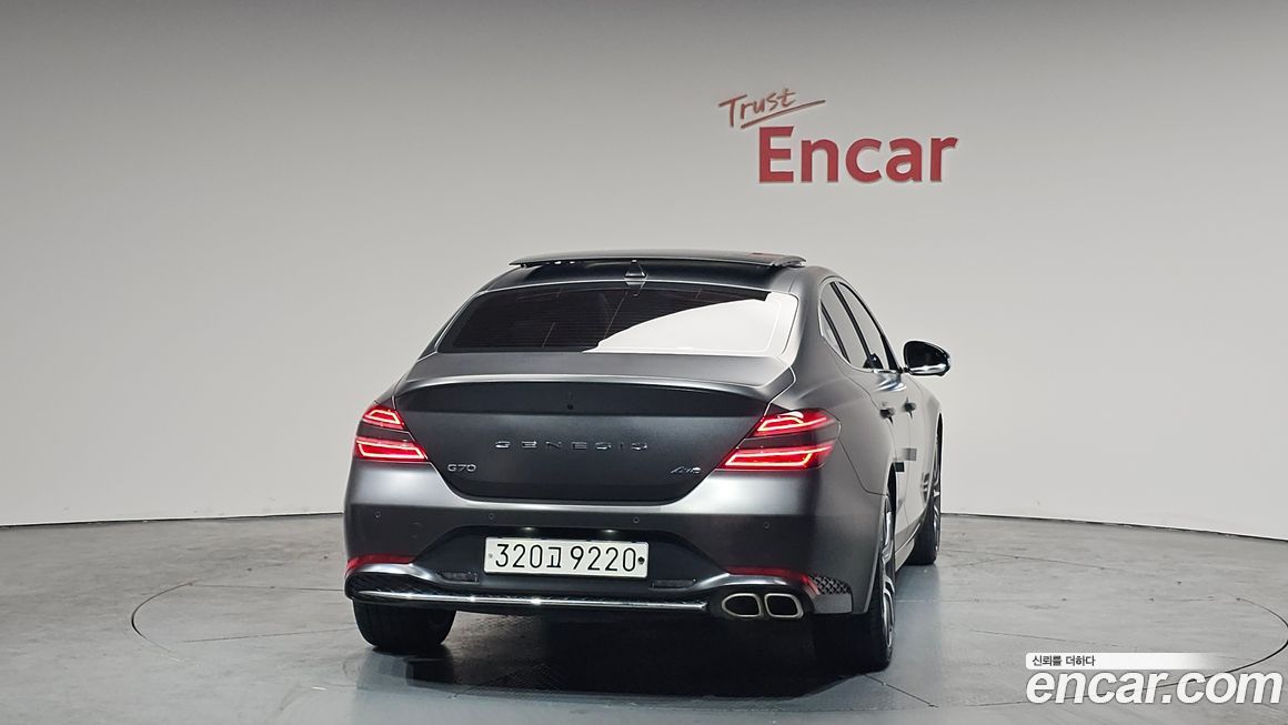 Genesis G70 Gasoline 2.0T 4WD, 2022