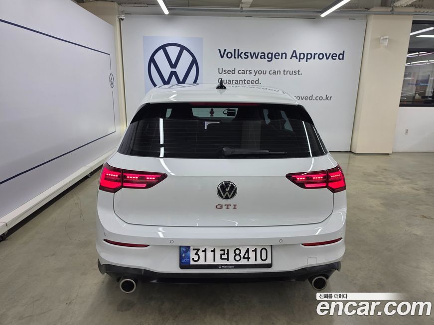 Volkswagen Golf 2.0 GTI, 2024