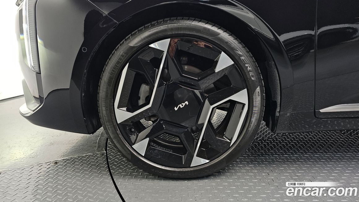 Kia K8 2.5 Gasoline 2WD, 2025