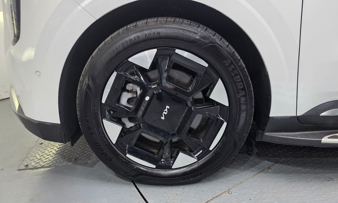 Kia Carnival 9-Seater Noblesse, 2025