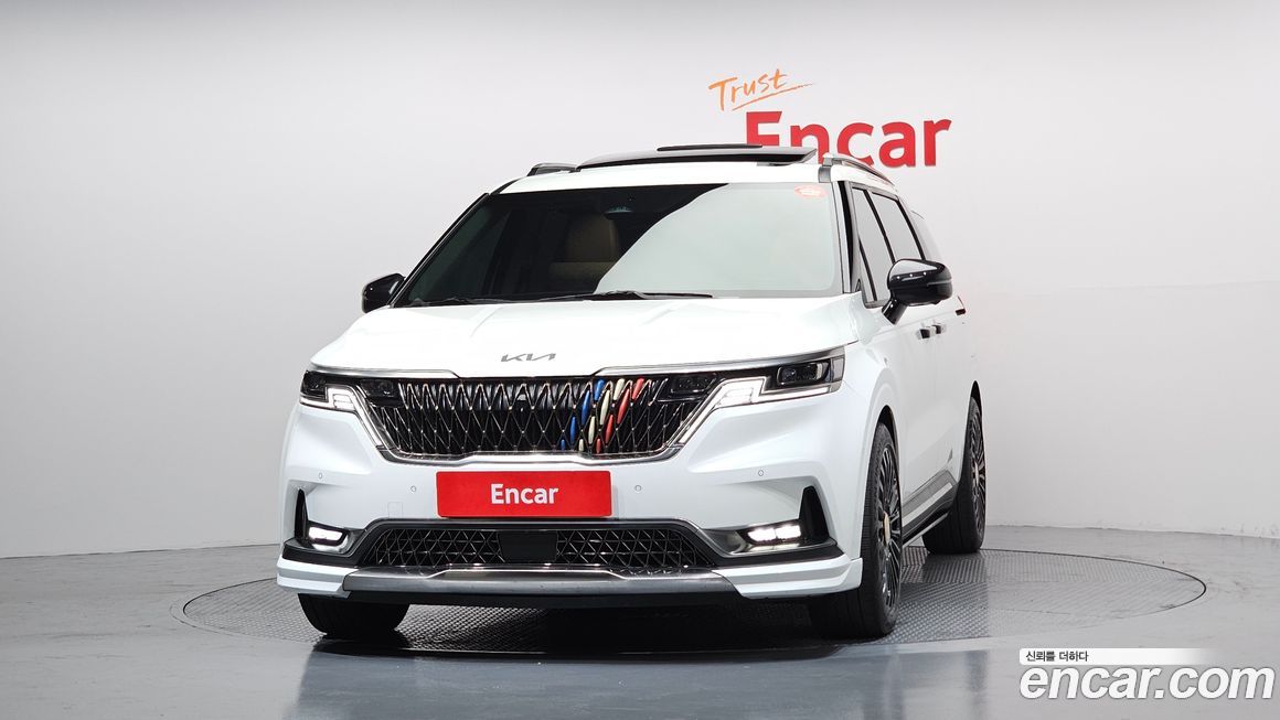 Kia Carnival 9-Seater Signature, 2023