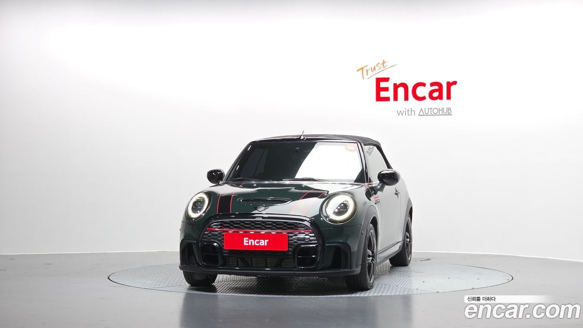 Mini Cooper Convertible JCW, 2024