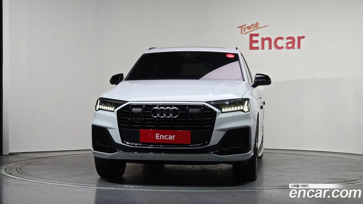 Audi Q7 55 TFSI Quattro Premium, 2022