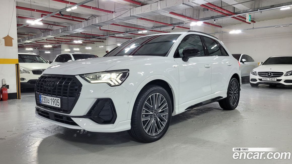 Audi Q3 35 TDI Premium, 2025