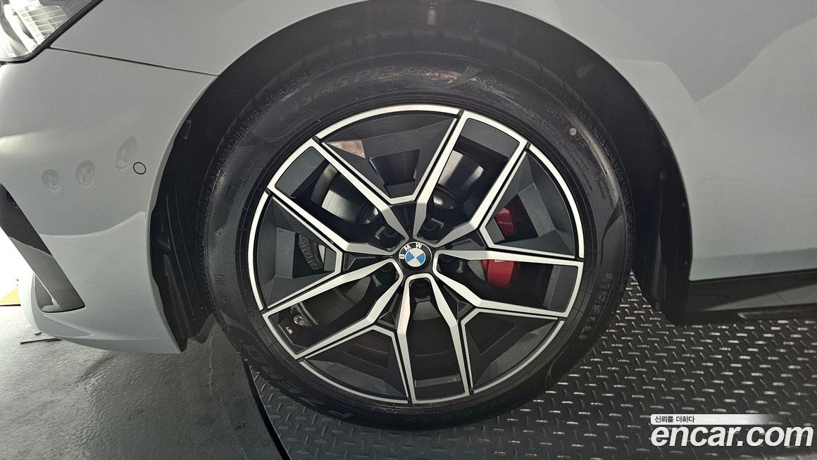 BMW 5-Series 520i Special Edition, 2025