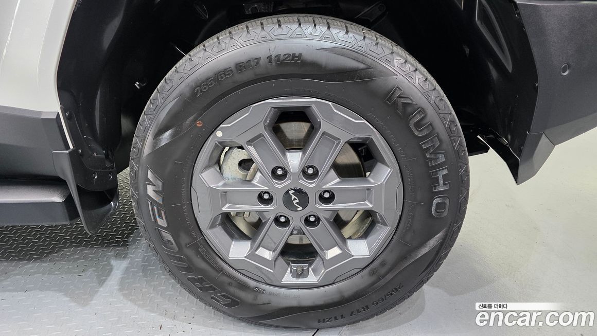 Kia Tasman 2.5T Gasoline 4WD, 2026