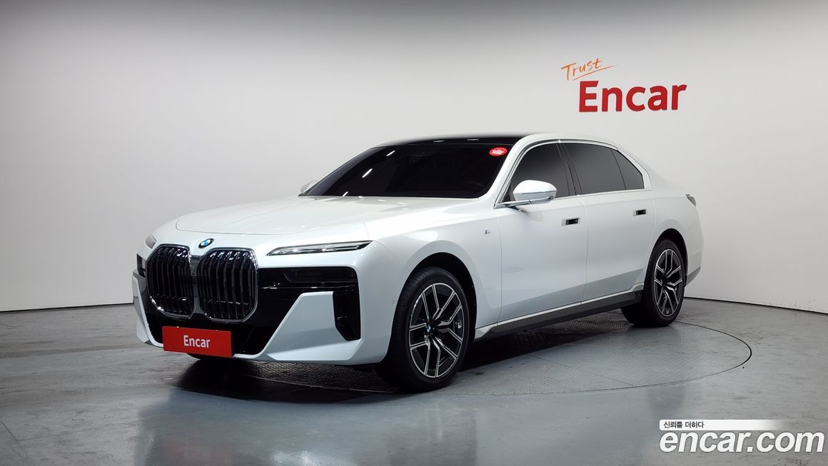 BMW 7-Series 740i xDrive M Sport, 2024