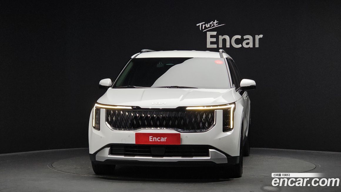 Kia Carnival 9-Seater Prestige, 2024