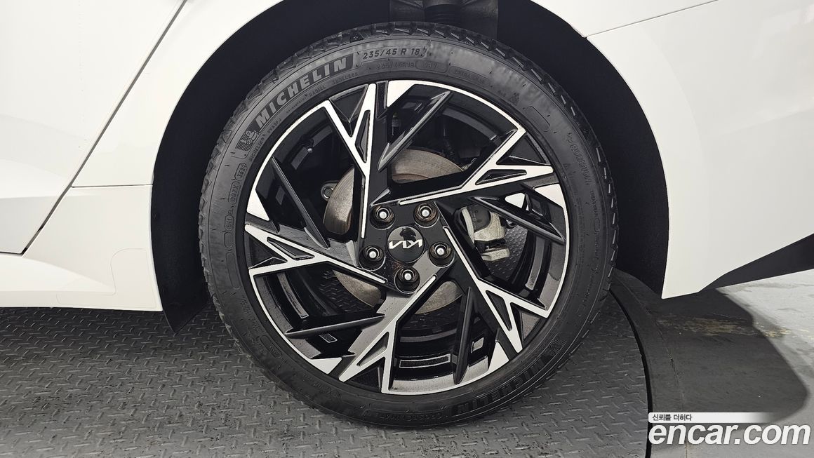 Kia K5 1.6 Turbo, 2024