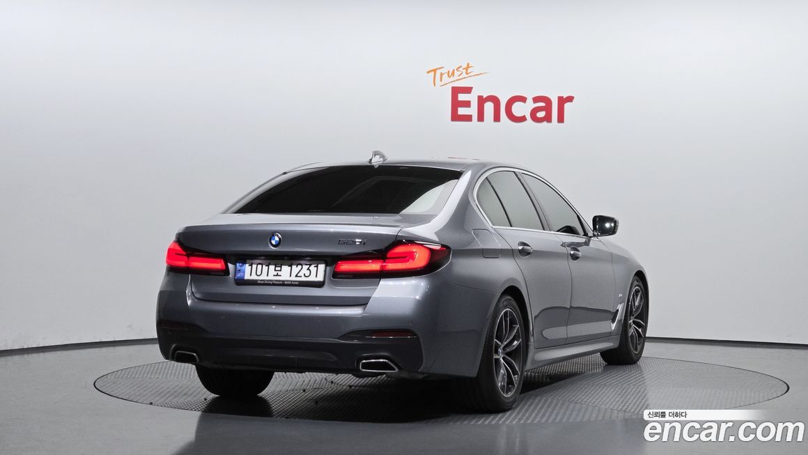 BMW 5-Series 520i M Sport, 2023