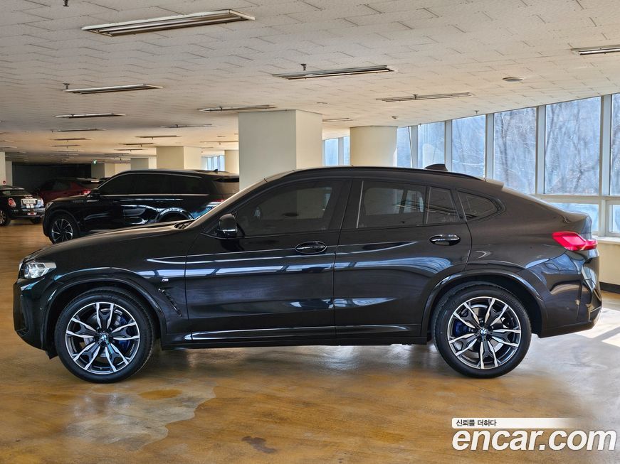 BMW X4 xDrive20i M Sport, 2025