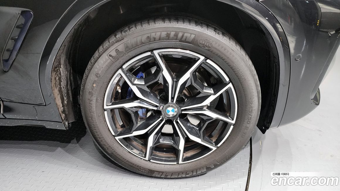 BMW X4 xDrive20i M Sport, 2022