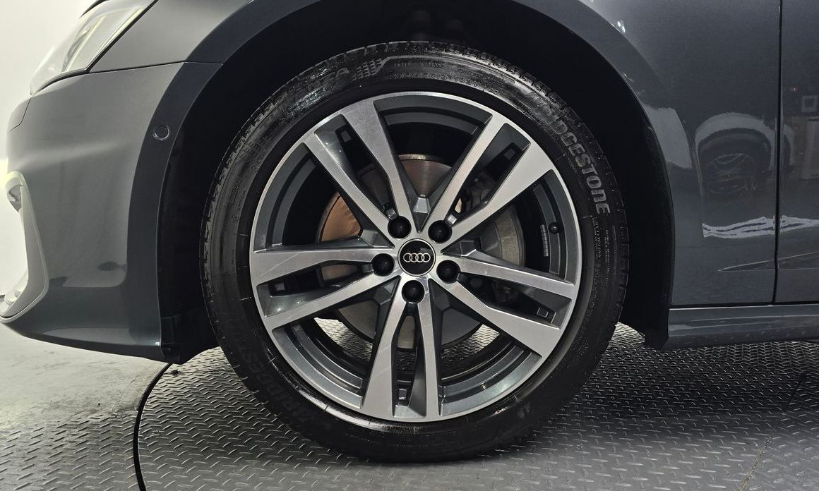 Audi A6 45 TFSI Quattro Premium, 2022
