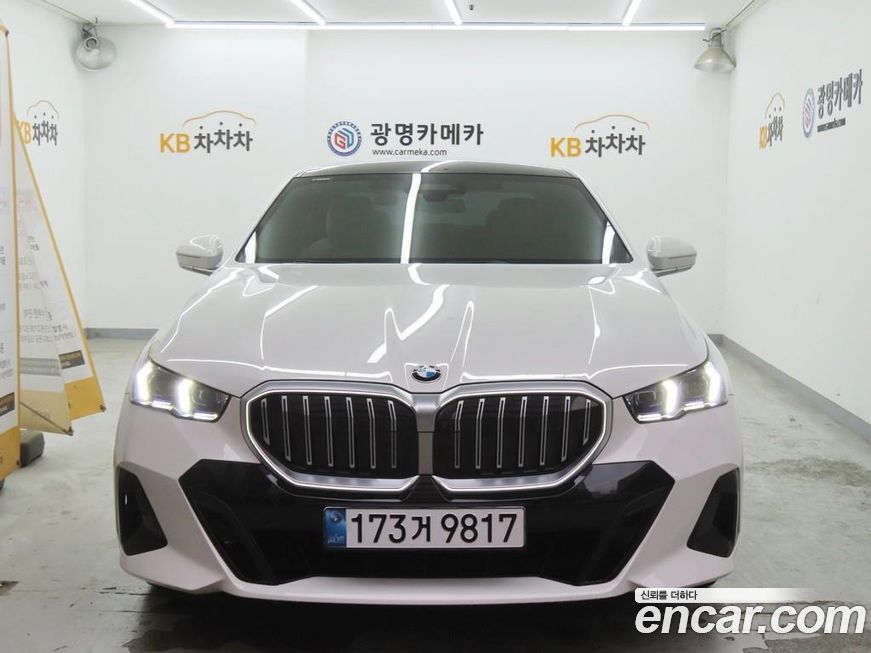 BMW 5-Series 523d M Sport, 2024