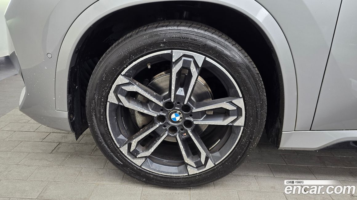 BMW X1 sDrive 20i M Sport, 2023