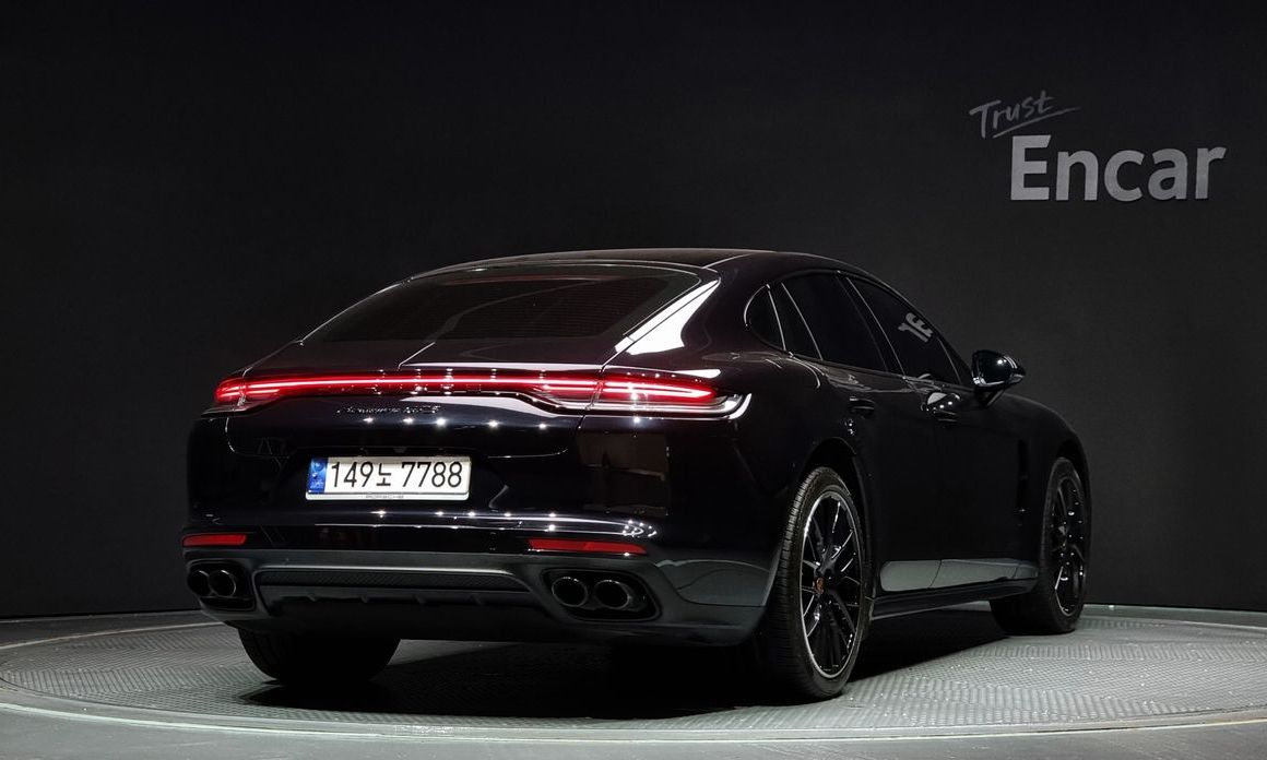 Porsche Panamera 4.0 GTS, 2023