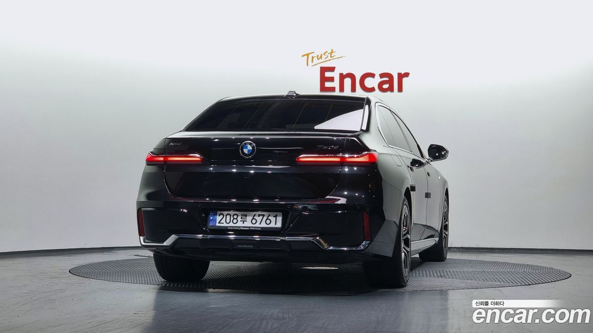 BMW 7-Series 740d xDrive M Sport, 2025