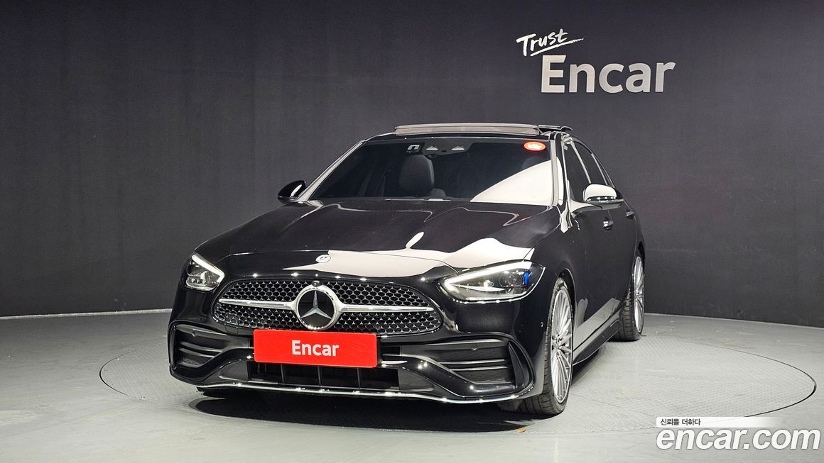 Mercedes-Benz C-Class C300 4MATIC AMG Line, 2024