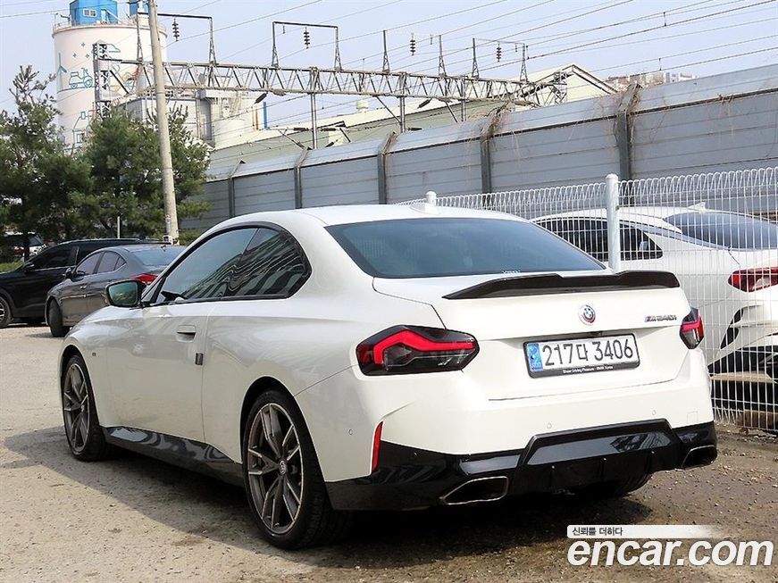 BMW 2-Series M240i xDrive Online Exclusive Coupe, 2023