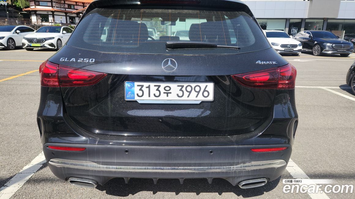 Mercedes-Benz GLA-Class GLA250 4MATIC, 2026