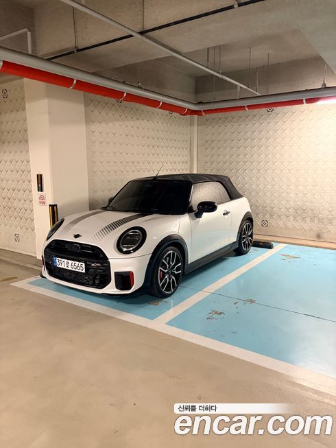 Mini Cooper Convertible JCW, 2026