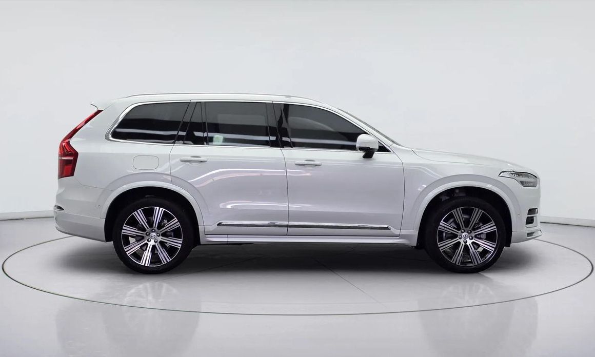 Volvo XC90 B6 Ultra Bright, 2025