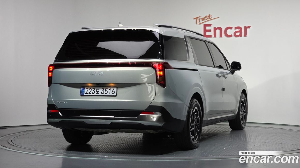 Kia Carnival 9-Seater Noblesse, 2025