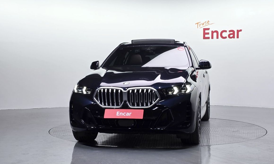 BMW X6 xDrive40i M Sport, 2025