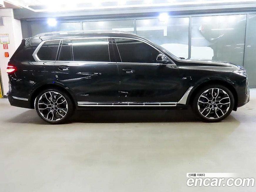 BMW X7 xDrive 40i M Sport 6STR, 2025