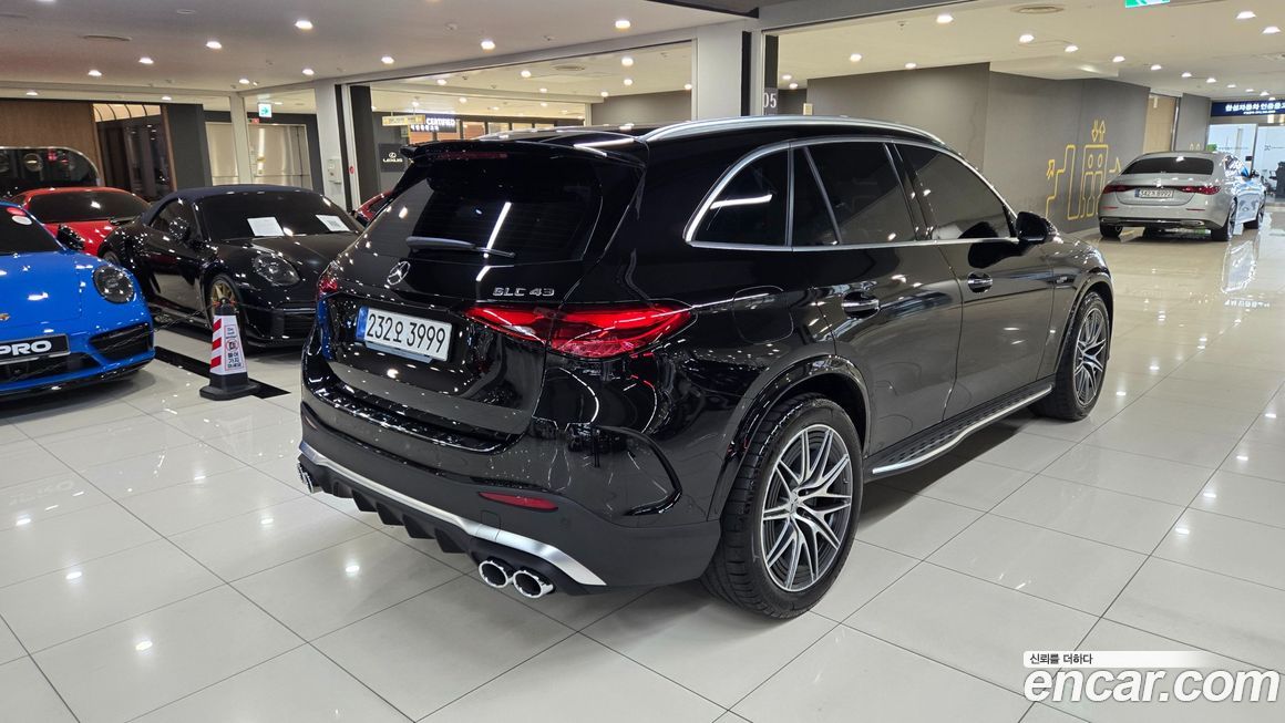 Mercedes-Benz GLC-Class AMG GLC43 4MATIC, 2025