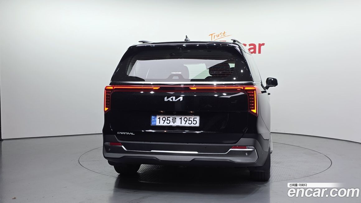 Kia Carnival 7-Seater Noblesse, 2024